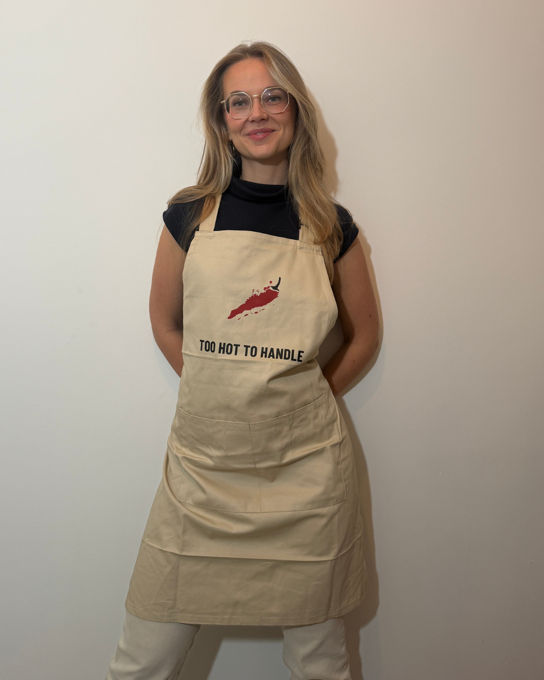 Keukenschort 'Too hot too handle' Oma Sambal
